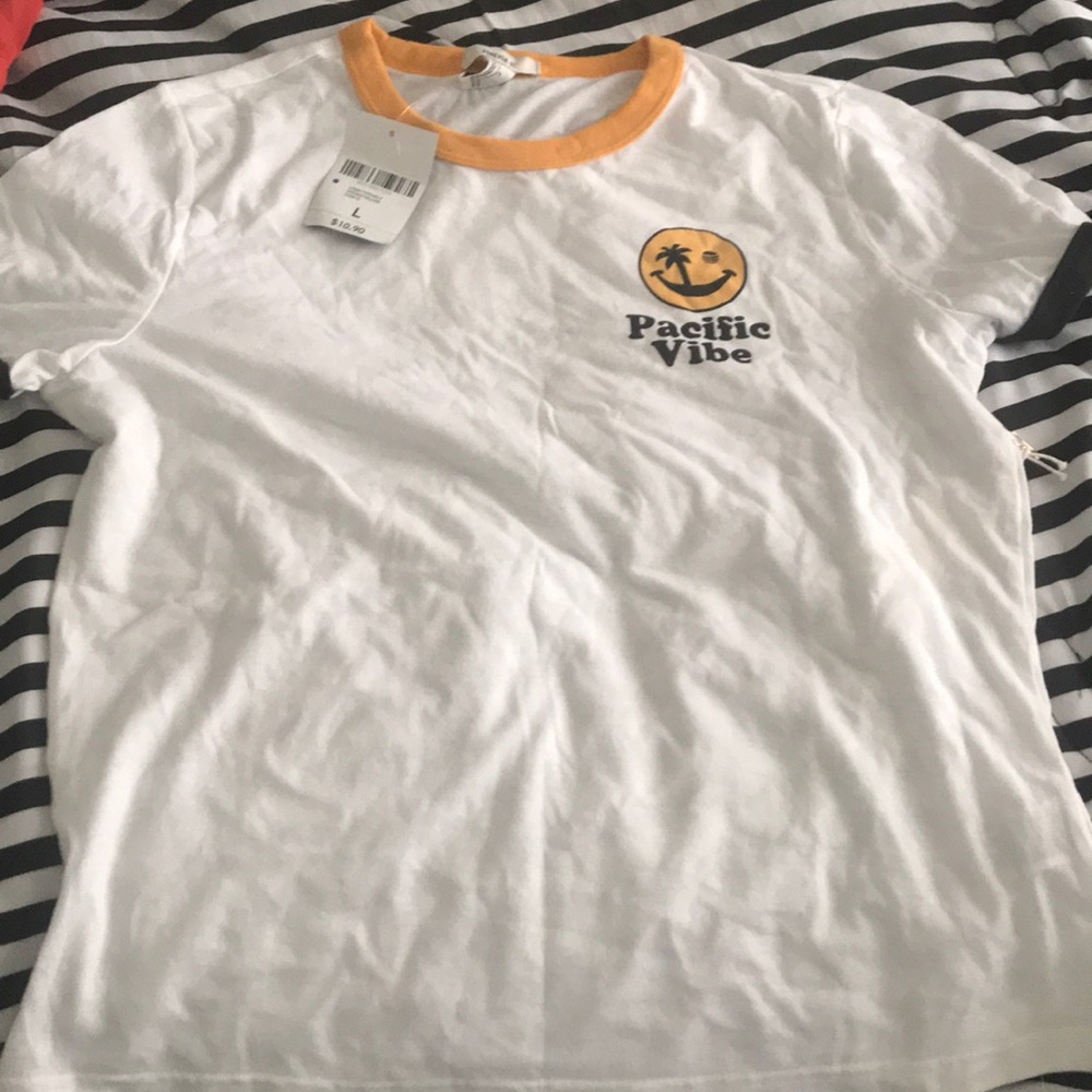 pacific vibe shirt